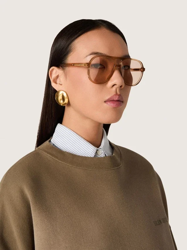 Lunettes de soleil de style aviateur avec monture et verres couleur miel