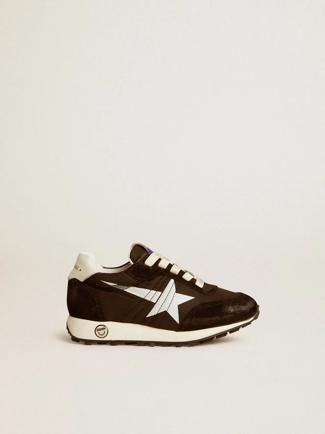 Marathon Junior en nylon noir avec étoile imprimée et languette en cuir au talon