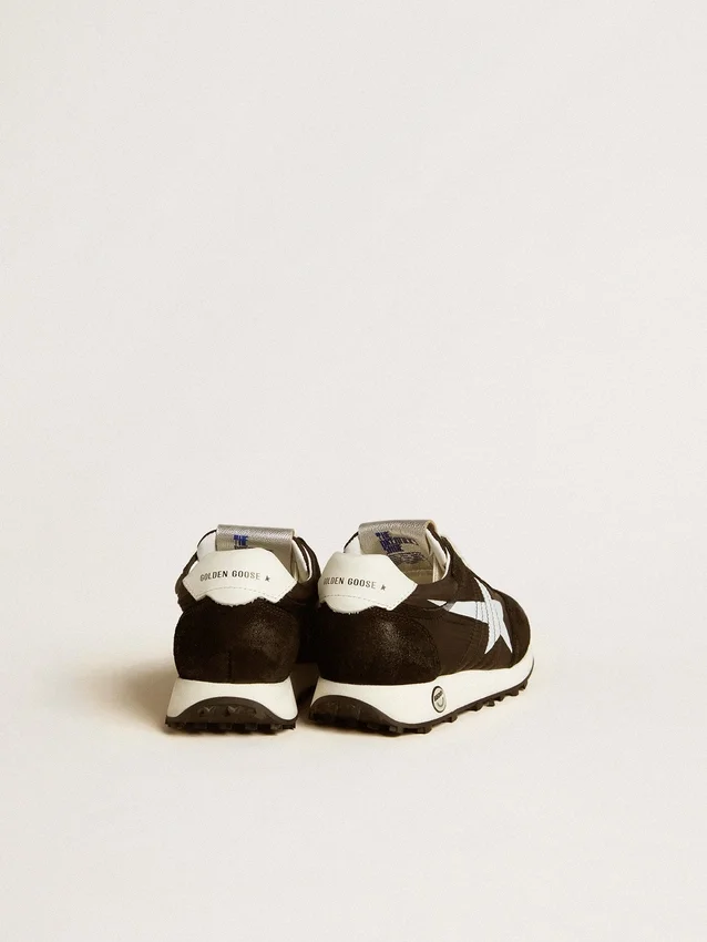Marathon Junior en nylon noir avec étoile imprimée et languette en cuir au talon