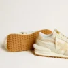 Marathon pour femme en nylon beige et cuir gris avec étoile imprimée beige