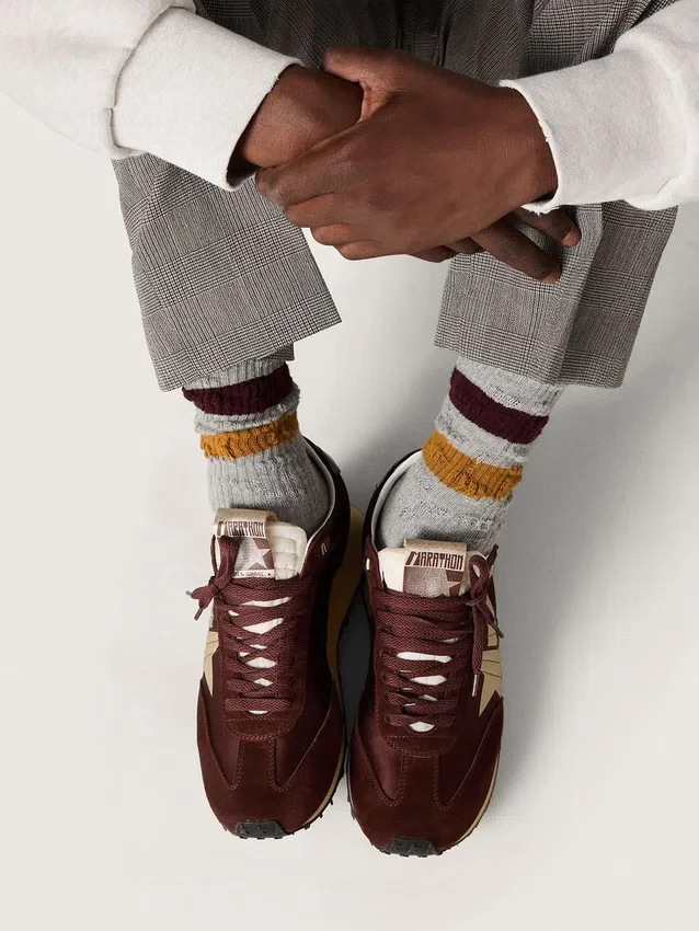 Marathon pour homme avec tige en satin marron et étoile en cuir platine