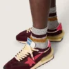Marathon pour homme en mesh bordeaux et daim avec étoile rose imprimée