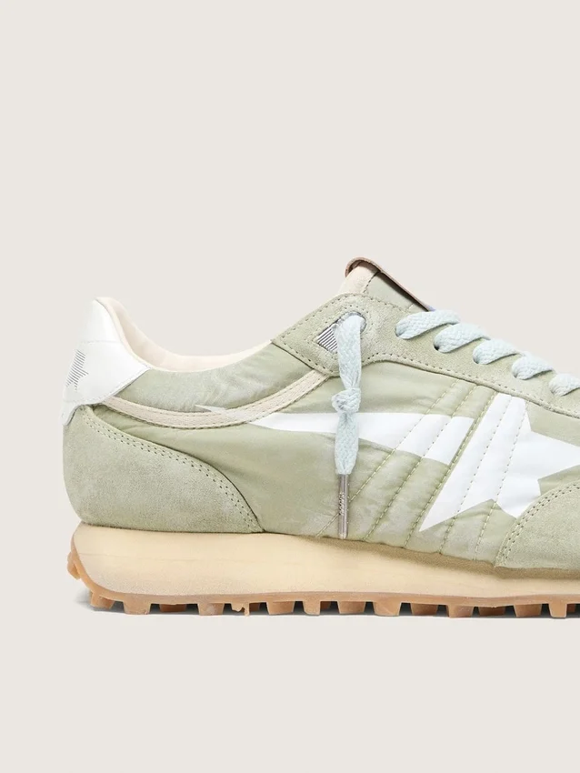 Marathon pour homme en nylon vert sauge avec étoile blanche