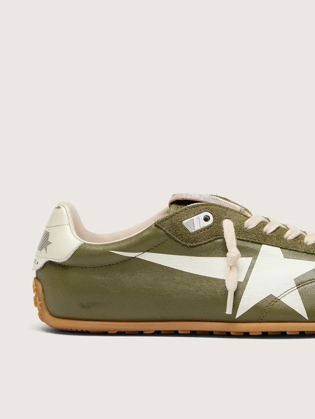 Marathon Speed pour femme en cuir vert olive avec étoile crème