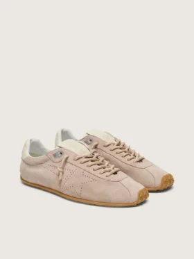 Marathon Speed pour femme en daim rose avec étoile perforée et languette de talon en cuir blanc