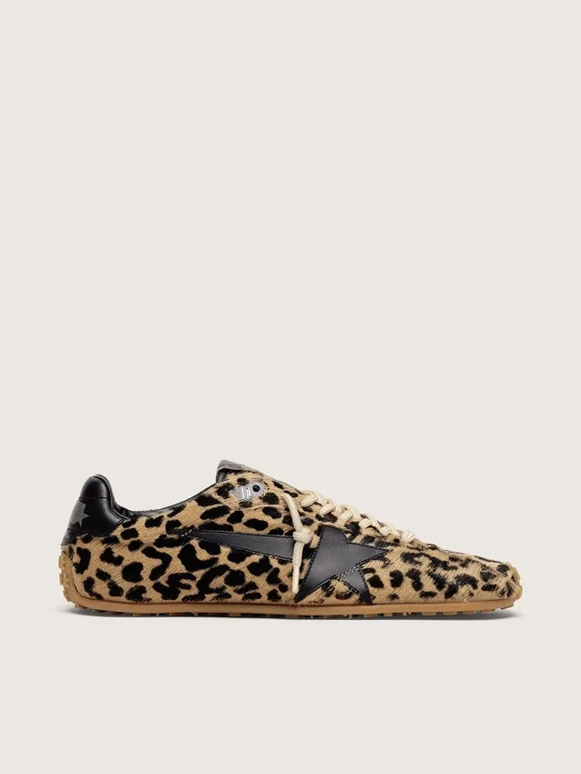 Marathon Speed pour homme en cuir de poney beige et noir à imprimé léopard, avec une étoile en cuir noir