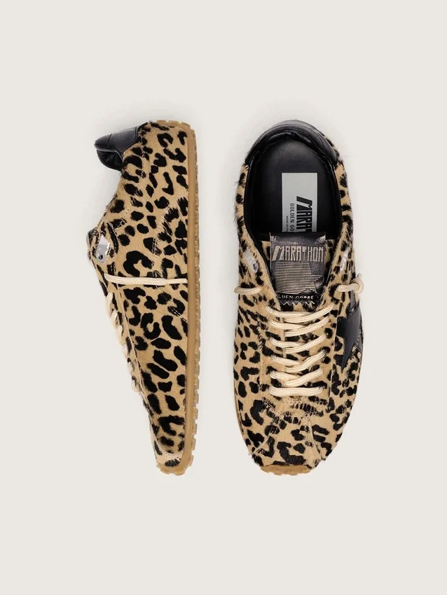 Marathon Speed pour homme en cuir de poney beige et noir à imprimé léopard, avec une étoile en cuir noir