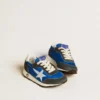 Marathon Young en nylon bleu avec étoile imprimée et languette en cuir au talon