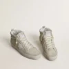 Mid Star en daim gris clair avec étoile en cuir blanc