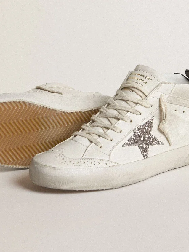 Mid Star pour femme avec étoile pailletée argentée et languette de talon laminée noire