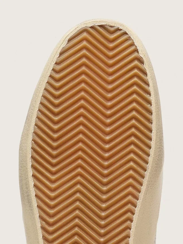 Mid Star pour femme en daim beige avec Swarovski argentés et étoile en cuir blanc