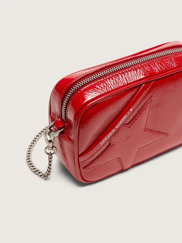 Mini Star Bag pour femme en cuir peint en rouge avec étoile ton sur ton