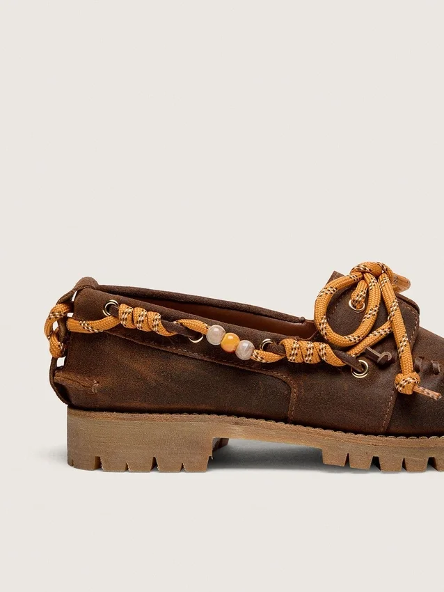 Mocassins Cruise pour femme en daim ciré marron avec lacets de randonnée gris tourterelle