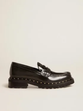 Mocassins épais pour femme en cuir noir clouté