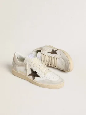 Modèle Ball Star pour femme avec étoile en cuir métallisé et languette de talon en cuir brillant
