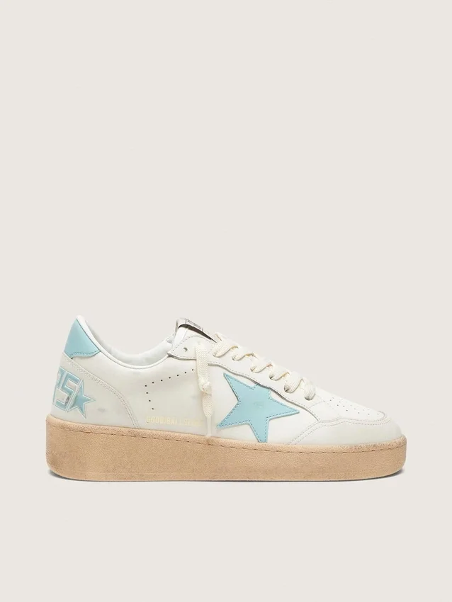 Modèle Ball Star pour femme en cuir blanc avec une étoile bleu clair