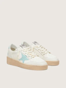 Modèle Ball Star pour femme en cuir blanc avec une étoile bleu clair
