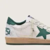 Modèle Ball Star pour homme en cuir nappa blanc avec étoile et languette au talon en cuir vert