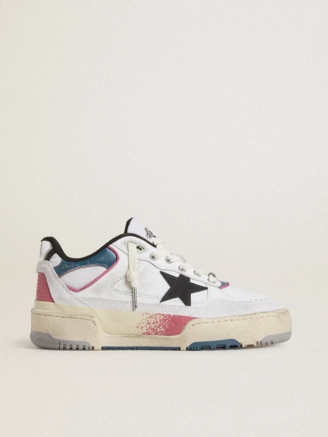 Modèle Forty2 pour femme avec étoile noire et languette de talon en cuir à effet métallisé argenté