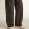 Modèle Lightstar pour homme en cuir gris tourterelle et mesh, avec une étoile en TPU beige