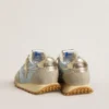 Modèle Marathon pour femme avec tige en nylon bleu clair et étoile bleu pastel