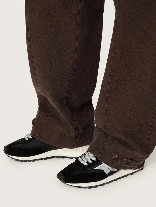 Modèle Marathon pour femme avec tige en nylon ripstop noir et étoile argentée