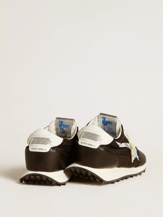 Modèle Marathon pour homme avec tige en nylon noir et étoile blanche