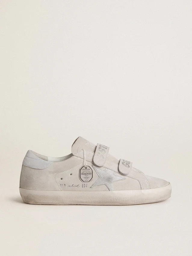Modèle Old School pour femme en daim gris clair avec une étoile en cuir rehaussée de micro-paillettes