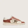 Modèle Stardan pour homme en cuir blanc et rouge brique avec une étoile en cuir laminé vert olive
