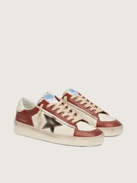 Modèle Stardan pour homme en cuir blanc et rouge brique avec une étoile en cuir laminé vert olive