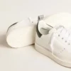Modèle Starter d’origine bio avec languette de talon en cuir vert