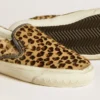 Modèle VCE Penstar pour femme en cuir de poney à imprimé léopard avec languette de talon en cuir noir