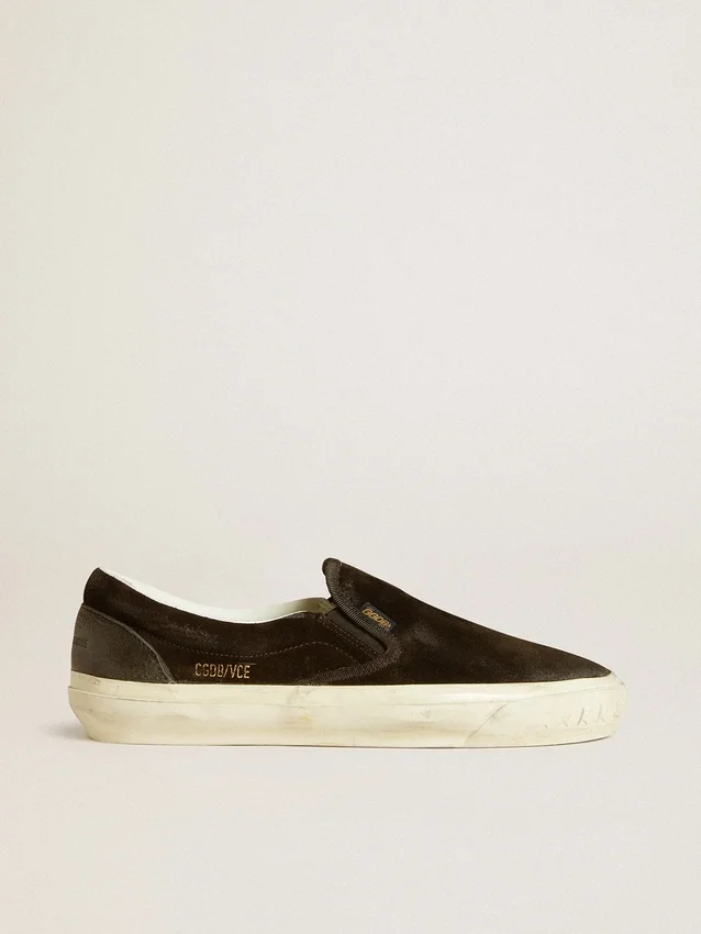 Modèle VCE Penstar pour femme en daim noir avec languette de talon en cuir noir