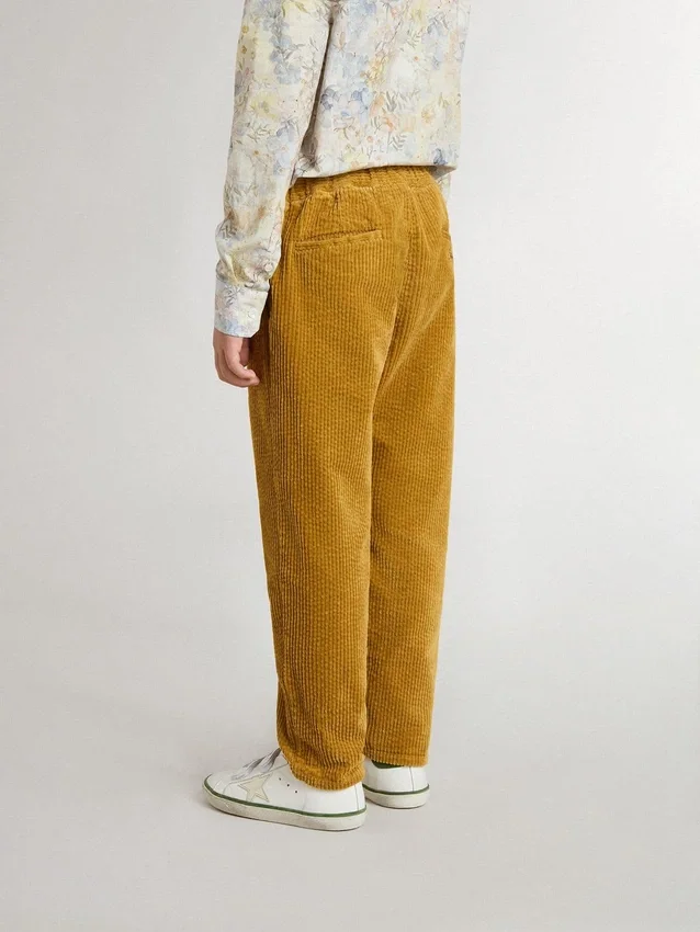 Pantalon chino pour garçons couleur tabac avec broderie