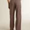 Pantalon femme en mélange de laine à micro-chevrons marron clair