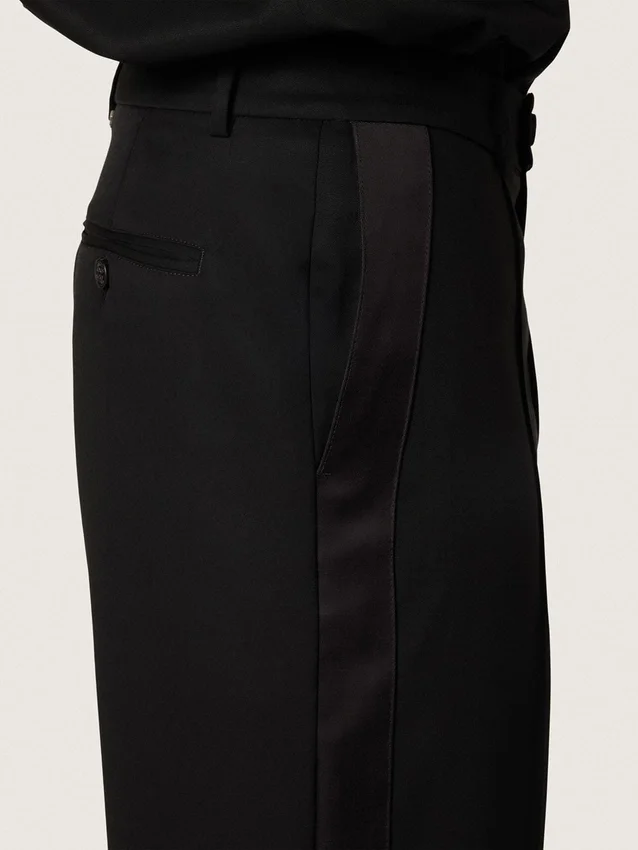 Pantalon pour homme en laine fine noire avec bande latérale en satin