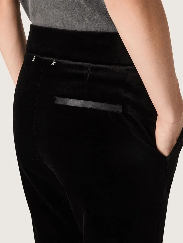 Pantalon évasé slim pour femme en velours de coton noir