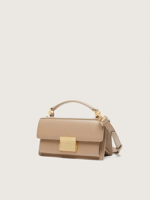 Petit sac Venezia en cuir beige à nervures avec détails dorés