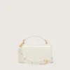 Petit sac Venezia en cuir gaufré couleur beurre avec détails dorés