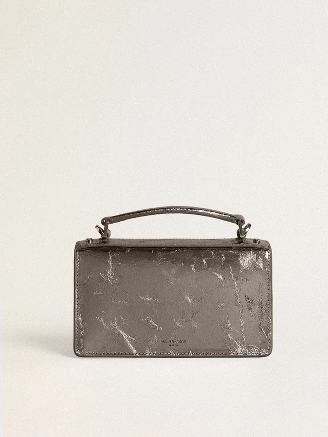 Petit sac Venezia en cuir métallisé gris anthracite avec des détails noirs