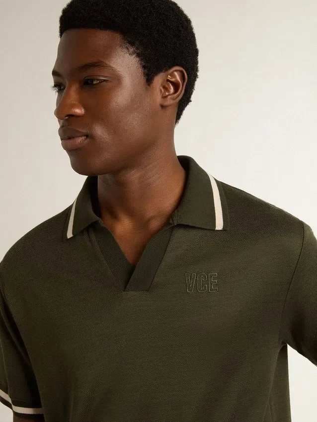 Polo en jersey vert militaire pour homme avec broderie