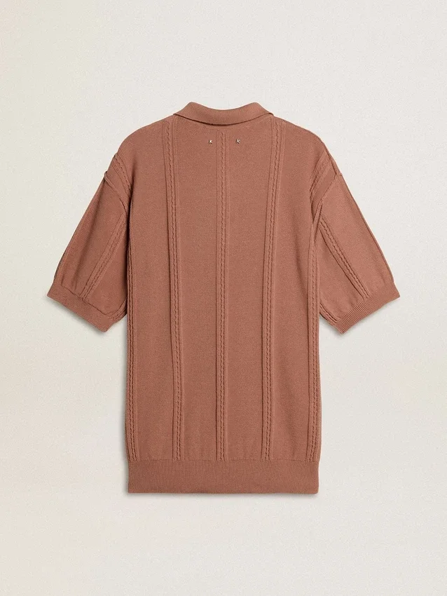 Polo pour homme couleur brique avec logo brodé.