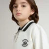 Polo sweat-shirt blanc en coton pour enfant avec broderie sur la poitrine et imprimé dans le dos