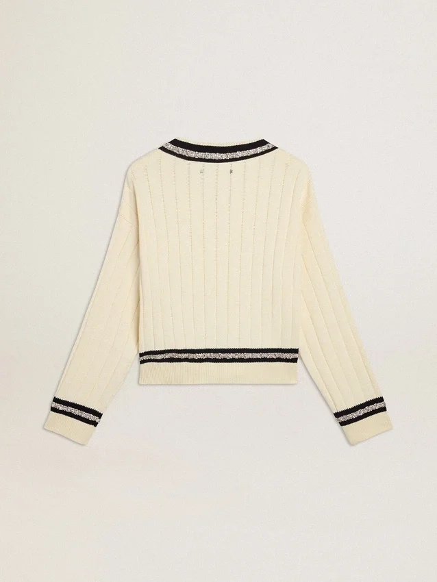 Pull court pour femme à motif torsadé, avec bords-côtes bleus et cristaux