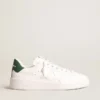 Purestar avec étoile blanche d’origine biologique et languette de talon en cuir vert mat