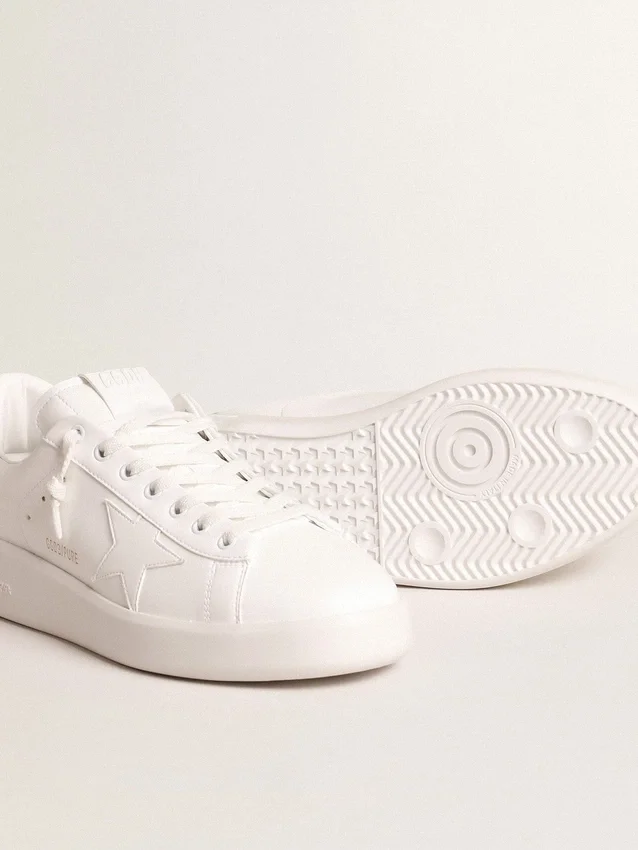 Purestar avec étoile blanche d’origine biologique et languette de talon en cuir vert mat