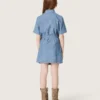 Robe-chemise à manches courtes pour fille « Journey » en chambray de coton bleu clair avec écusson brodé