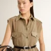Robe-chemise pour femme en denim couleur sable avec détails militaires