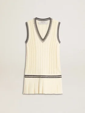Robe-débardeur en coton blanc délavé pour femme, avec bordures côtelées bleu foncé et cristaux