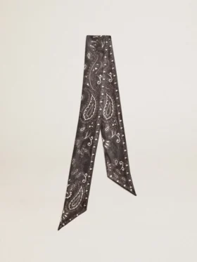 Ruban en twill de soie noir à motif paisley